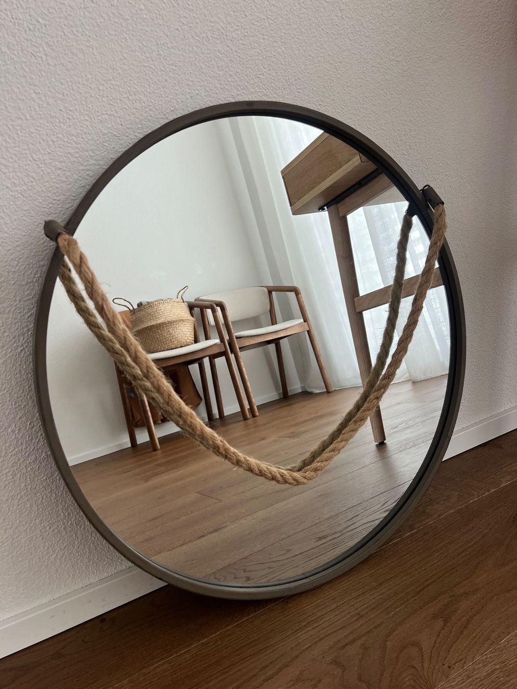 Maisons du monde Miroirs: Modern round mirror 60cm with rope hanger – D'occasion à Urdorf par karol.muszkiewicz 1