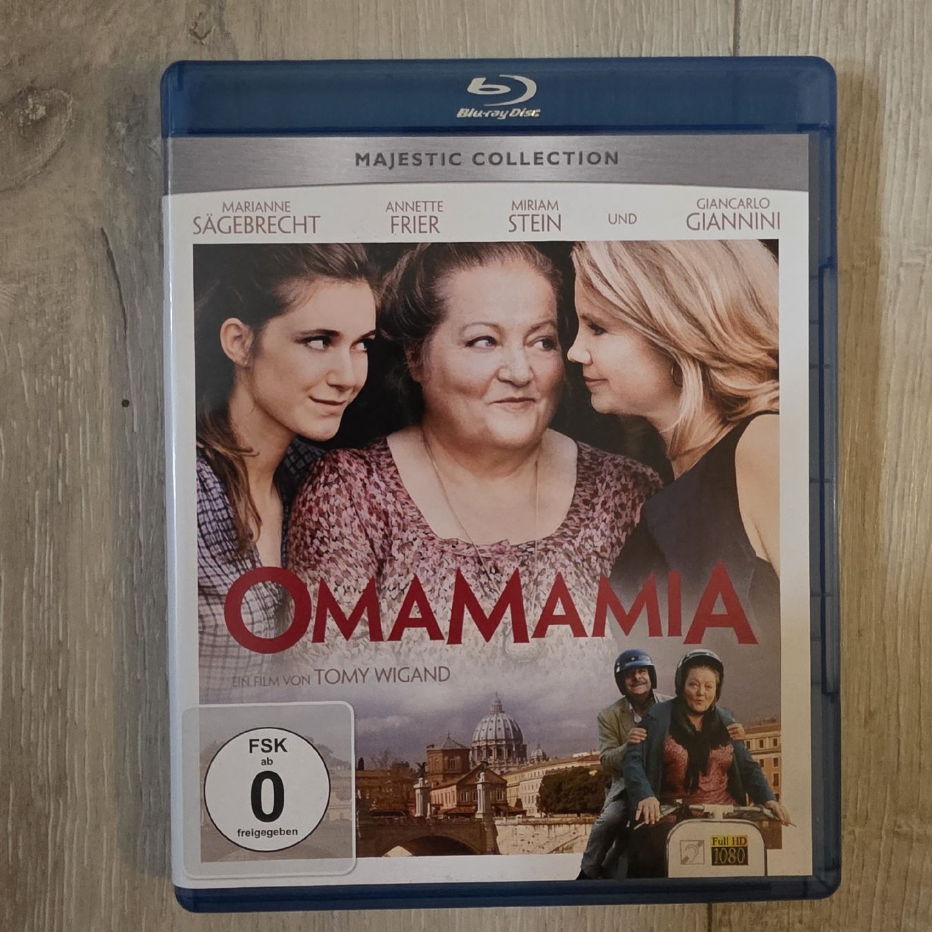 Alle DVDs:  Omamamia – Gebraucht aus Wigoltingen von Zuckerfee84