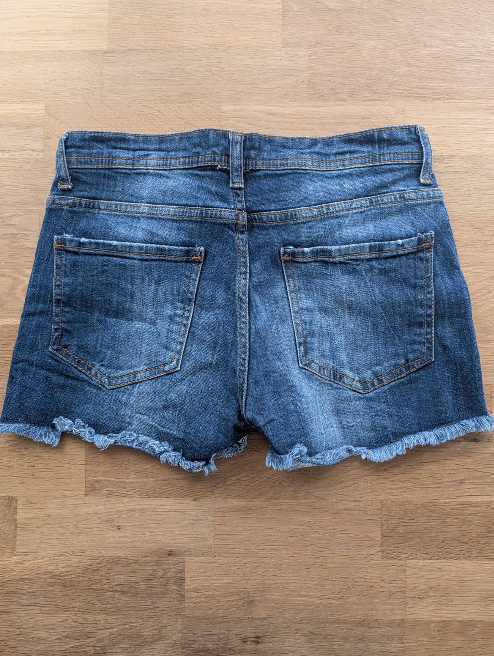 Jeans: Blue Motion Jeans Shorts, Gr. 36 – Usato da Dettighofen venduto da kk333 2