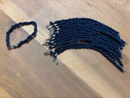 14 Hosengummi blau Militär