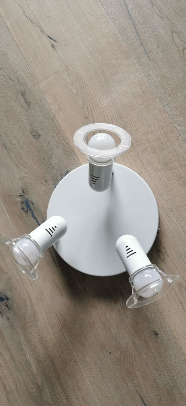 Lampadari & plafoniere: 3er-Spot Deckenleuchte in weiss – Usato da Hunzenschwil venduto da Quokka_09 1