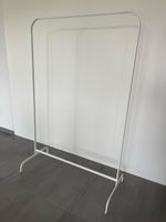 Weisser Kleiderständer 