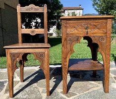 Comodino da notte con sedia abbinata