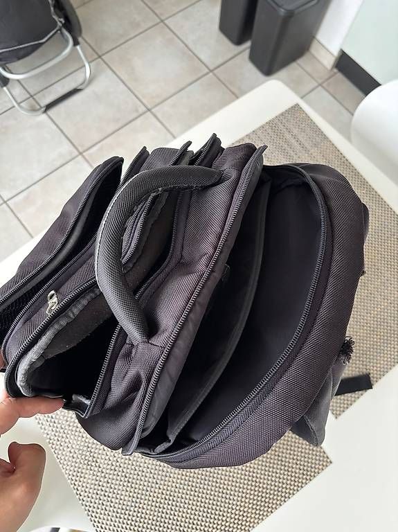 Samsonite Zaini: Sac à dos Samsonite / laptop backpack – Usato da Lausanne venduto da mpampouras 2