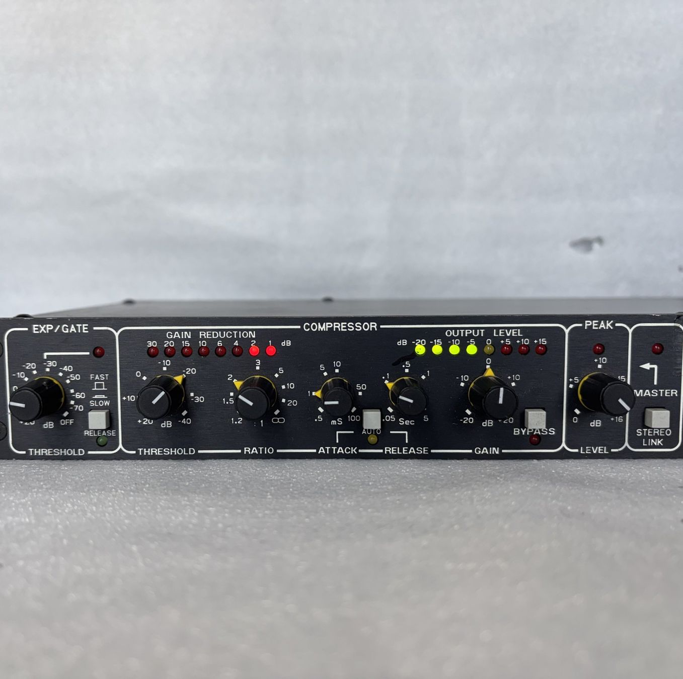 Alle Maschinen: Drawmer DL241 à vendre – Gebraucht aus Genève von Beeno01 2