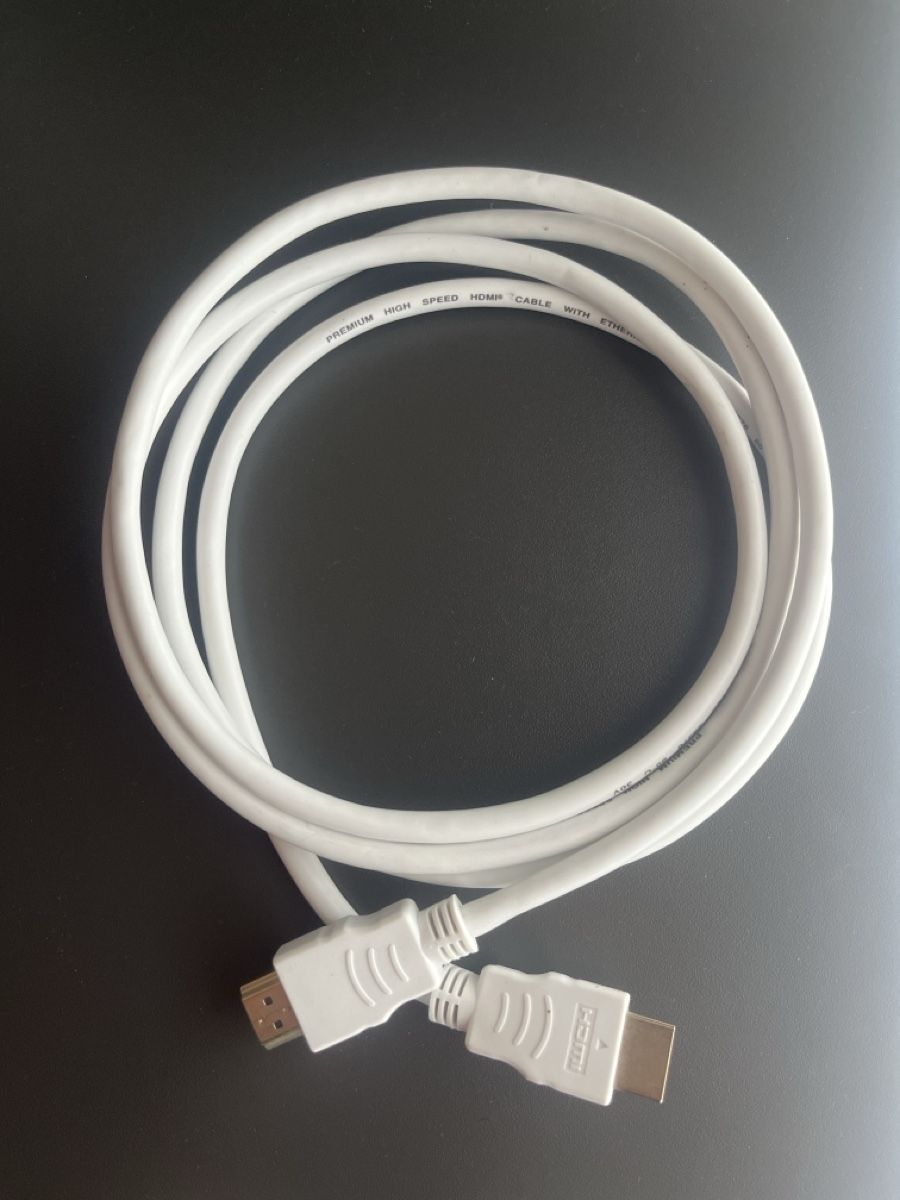 Swisscom Câbles: Premium High Speed HDMI Câble pour Swisscom – Neuf (Voir description) à Chézard-St-Martin par fab_qtz9