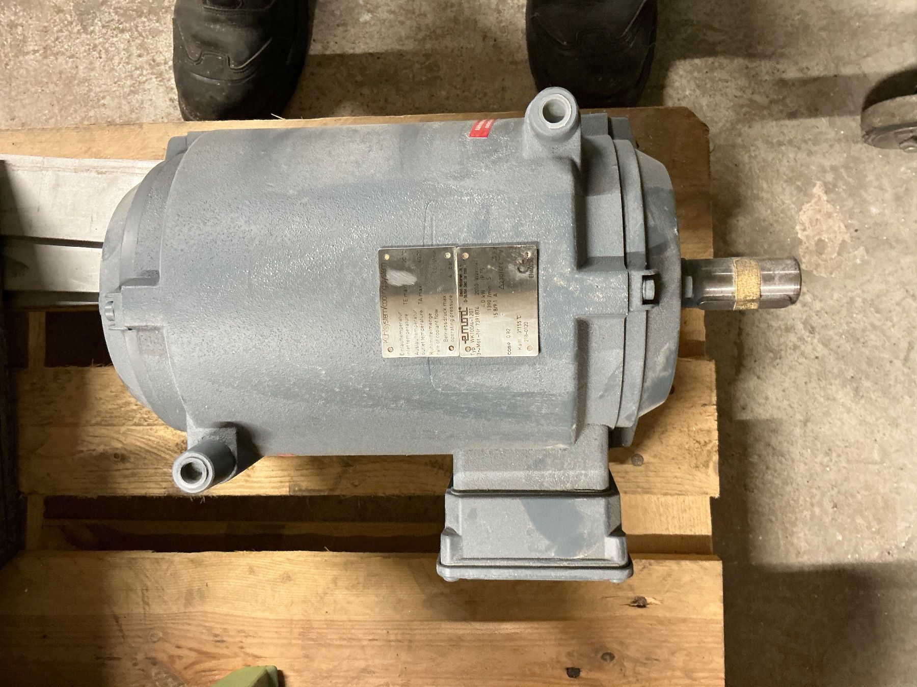Motori: Elektromotor 4 kW ,Wassergekühlt – Nuovo (secondo la descrizione) da Rüttenen venduto da Horo0 1