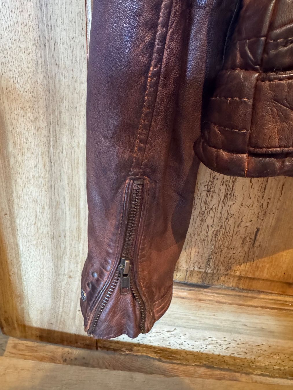Nile Jacken: Nile XS Lederjacke – Gebraucht aus Trüllikon von sukre01 6