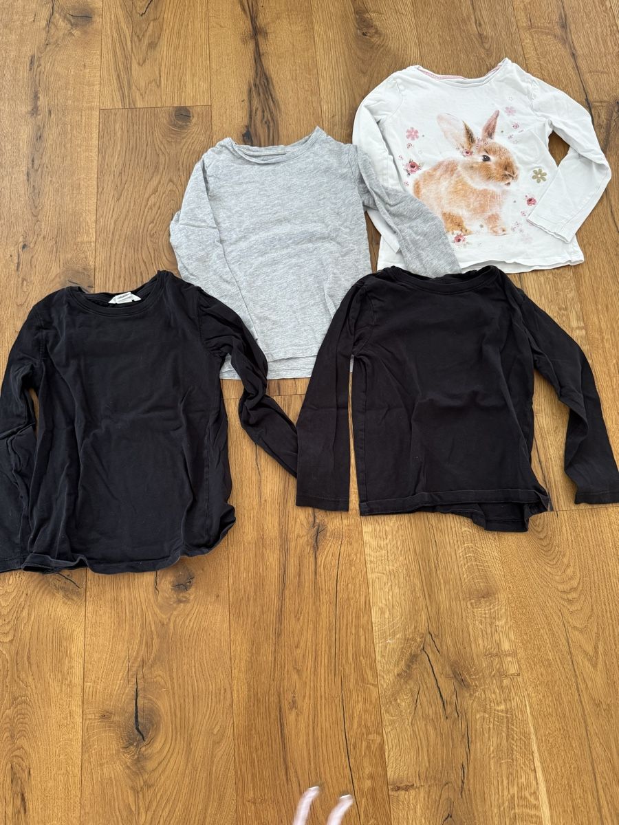 Ensembles coordonnés: Langarmshirts Mädchen 122 – D'occasion à Goldach par sofiaa91