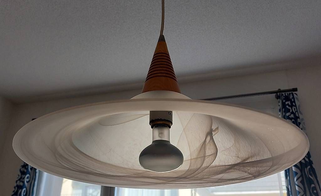 Lampade: Lampe aus Glas – Usato da Zuzwil  BE venduto da Sabinewymann