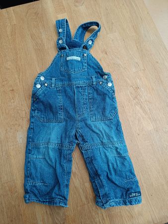 Latzhose Grösse 80