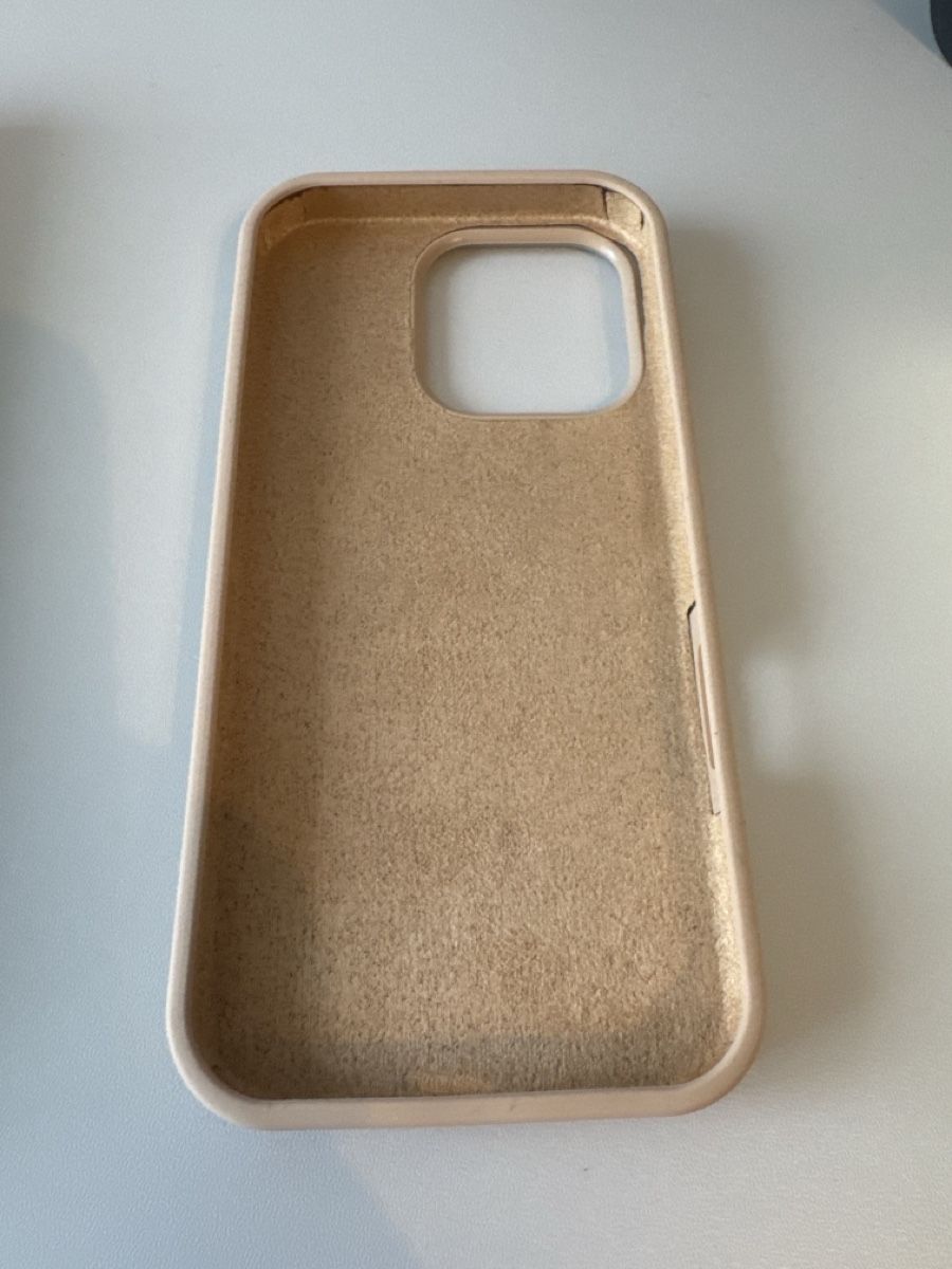 Apple Coques & Protection écran: Iphone 16 Pro case – Neuf avec emballage d'origine à Winterthur par emr_8ztk 1