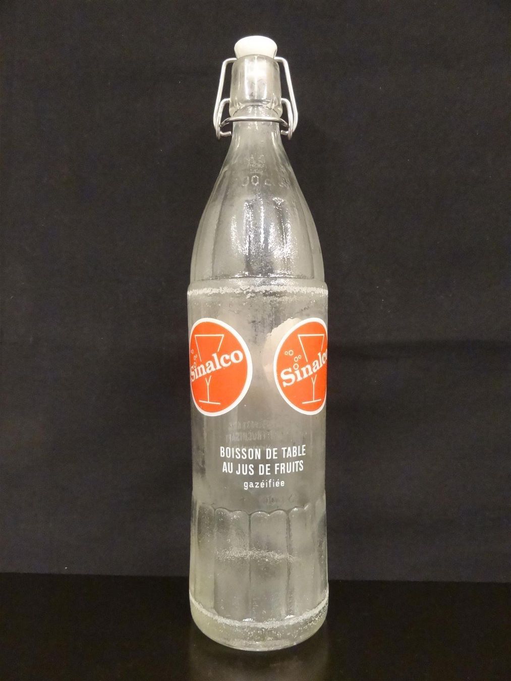 Sinalco Bicchieri, Caraffe & Bottiglie: alte Flasche SINALCO 1970 100cl – Usato da Kerzers venduto da Flaschenposten 1