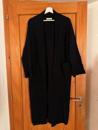 Strick Mantel aus festem Stoff schwarz lang cardigan