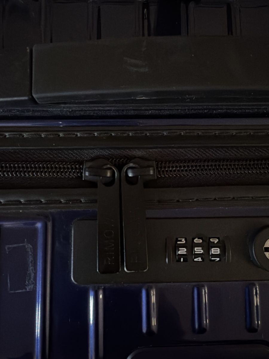 Rimowa Valigie: Rimowa Limited x Lufthansa Edition – Usato da Zürich venduto da by.mr.evans 4