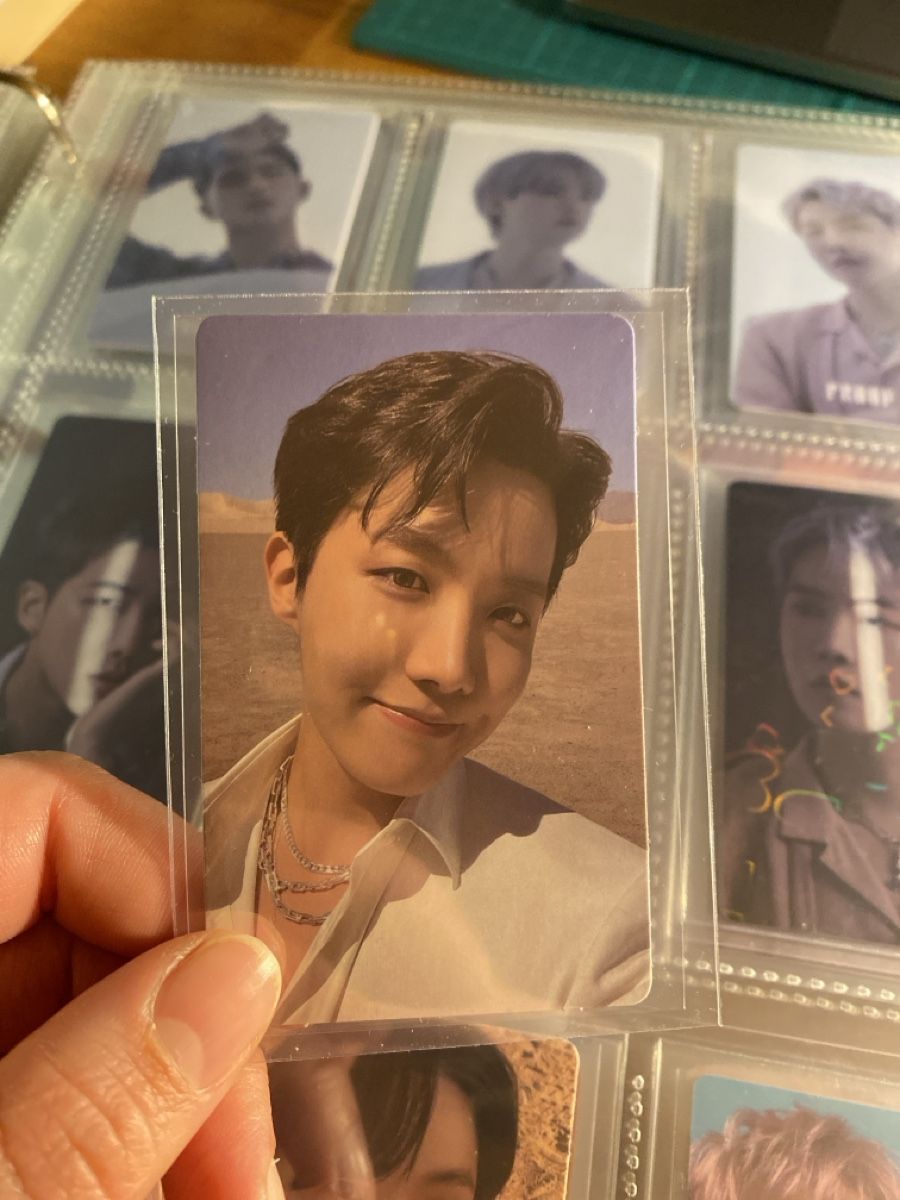 Carte collezionabili: BTS Proof Hobi Weverse pob – Nuovo (secondo la descrizione) da Pieterlen venduto da Mondbuchzauber_rkive