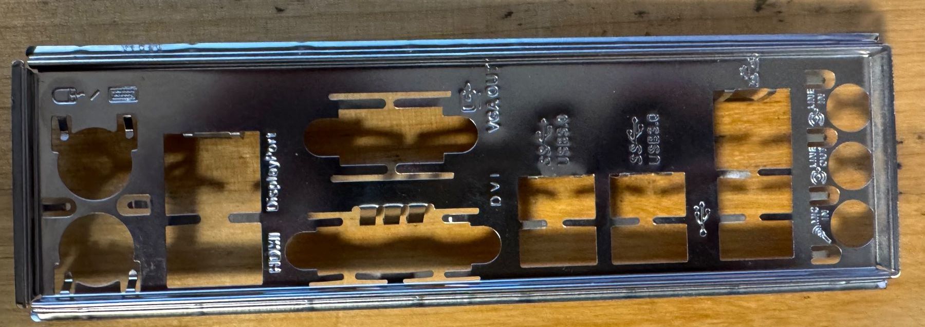 Asus Schede madri: Asus B150M-C – Usato da Chapelle (Glâne) venduto da Lochinver 2