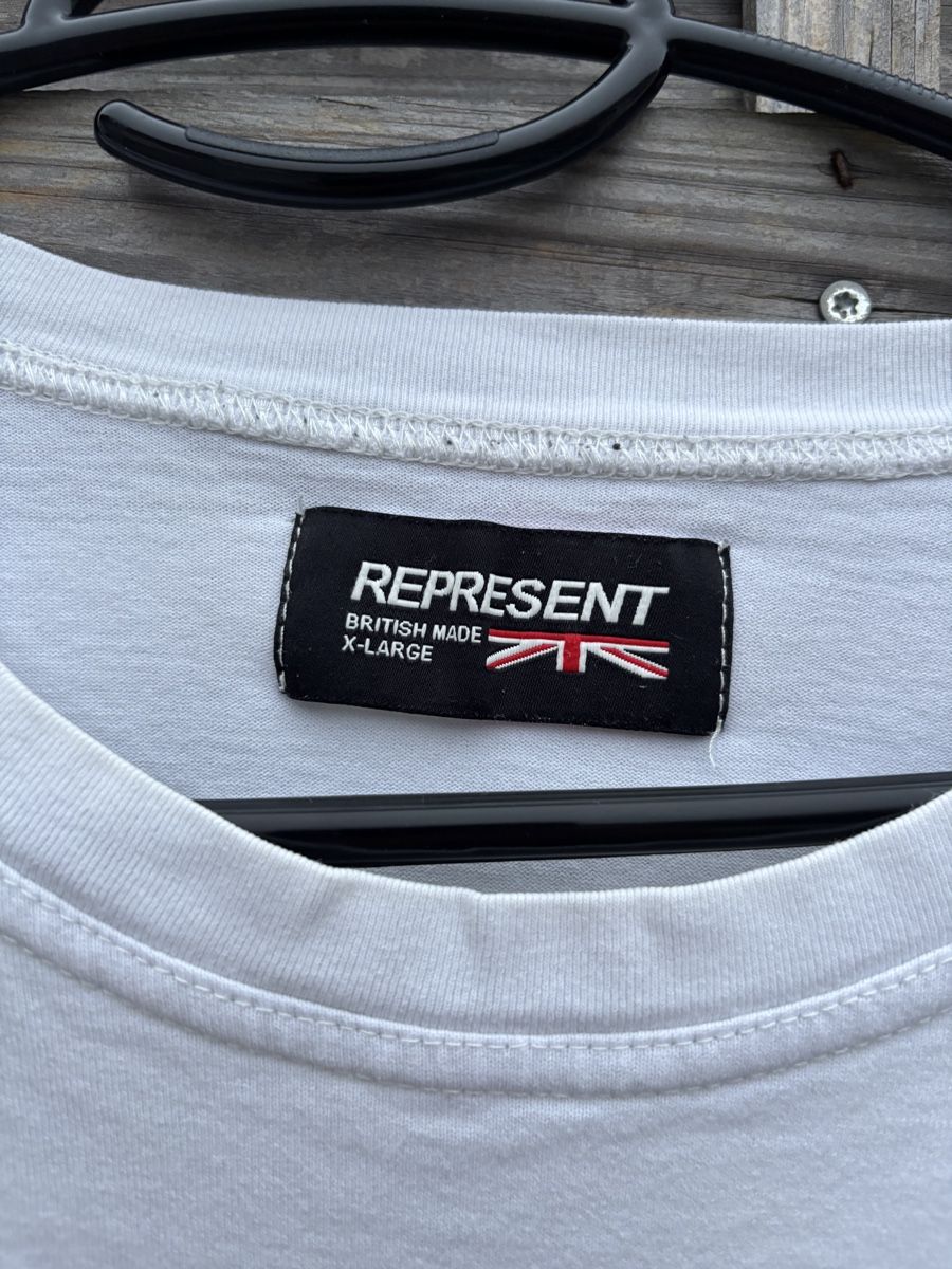 Represent T-shirts: Represent T-Shirt – D'occasion à Thalwil par lean21 1