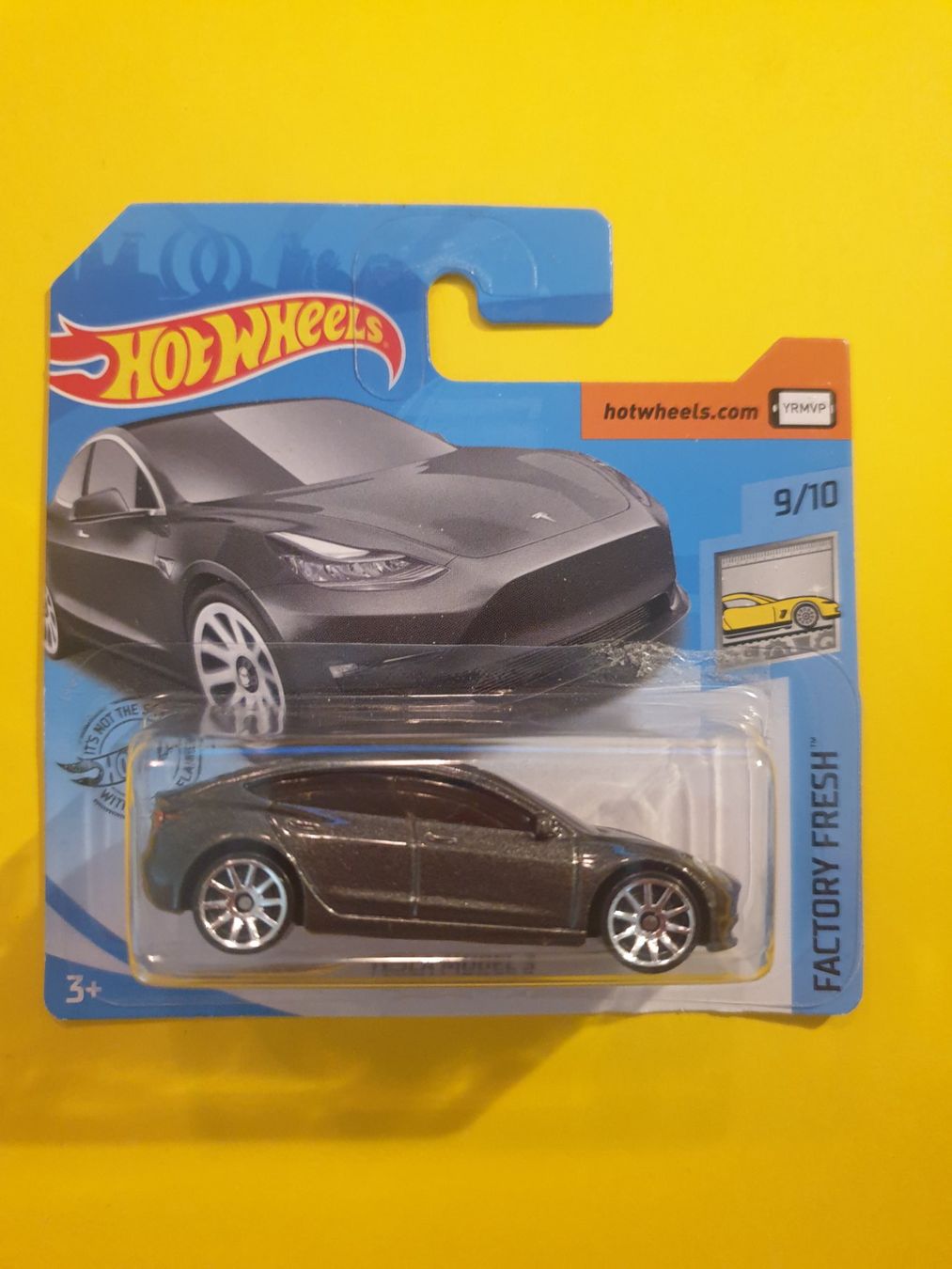 Hot Wheels Modellini d'auto: Hot Wheels TESLA MODEL 3 – Nuovo e nell'imballaggio originale da Oftringen venduto da Rotor 1