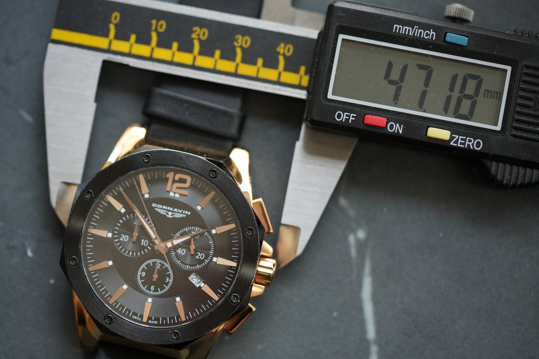 Montres: Cornavin Downtown – D'occasion à Faoug par Bruce_Wayne23 4