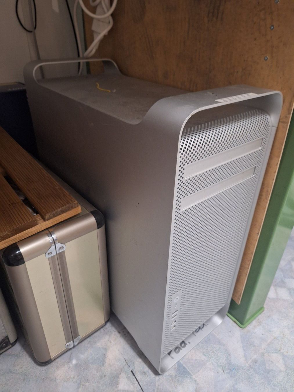 Apple PC: Alter Apple Computer – Usato da Gossau ZH venduto da and_vc22