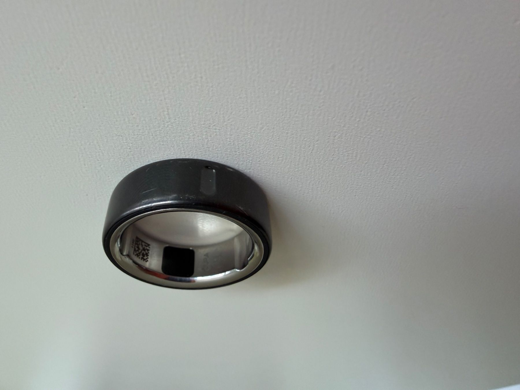 Anelli: Oura Ring 4 stealth / size 9 – Usato da Schötz venduto da Spesso 2