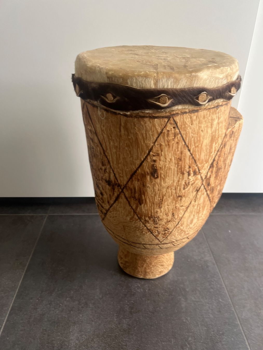 Strumenti musicali: Afrikanische Trommel, Djembe – Usato da Römerswil LU venduto da Lulu07 1