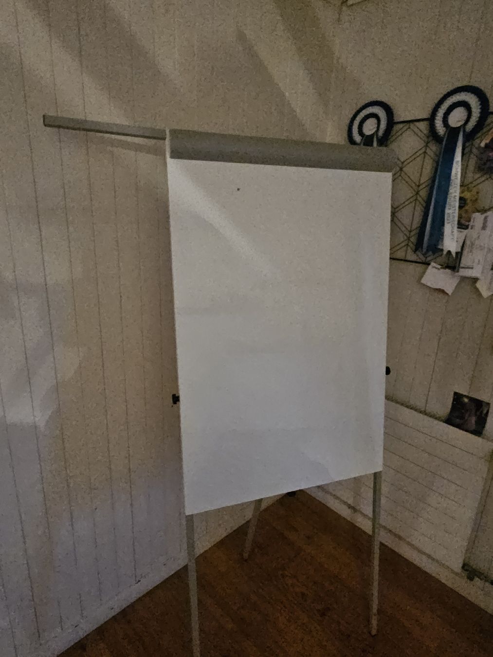 Lavagne: Flipchart mit Ständer für Büro oder Schule gebraucht – Usato da Buchrain venduto da daywalker28