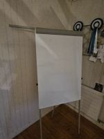 Flipchart mit Ständer für Büro oder Schule gebraucht