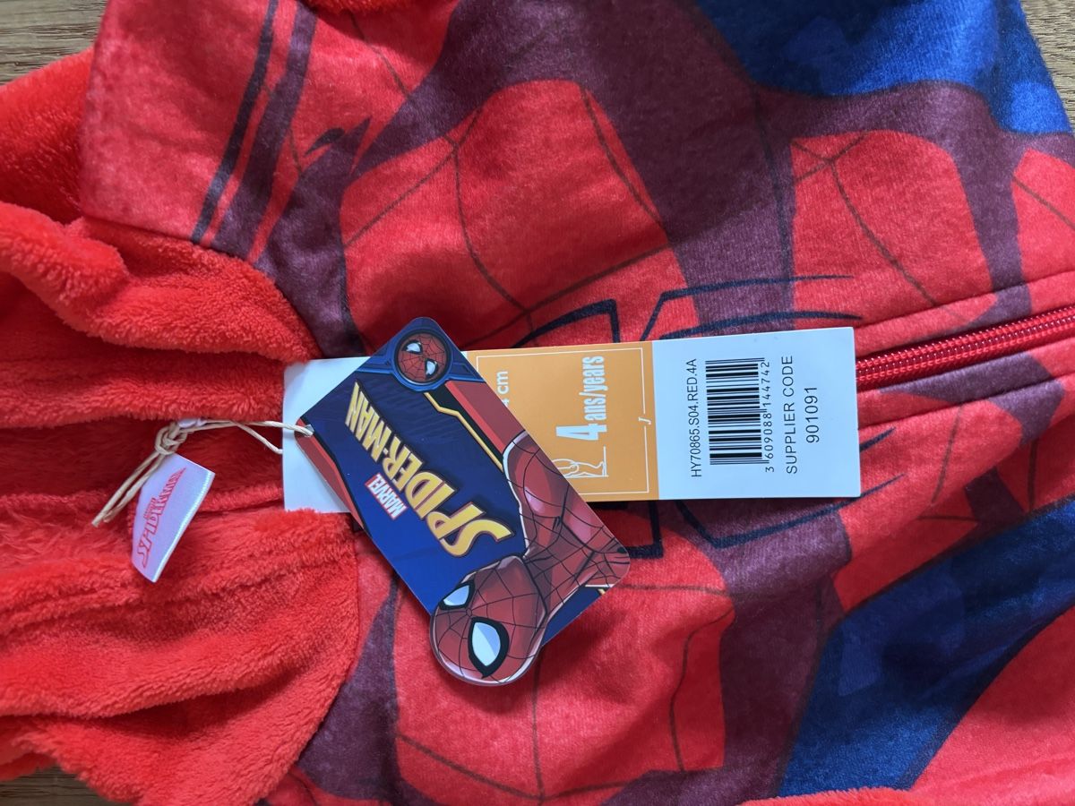 Anzüge: Spider-Man Kostüm, Neu! – Neu und originalverpackt aus Würenlos von Ashley24 3