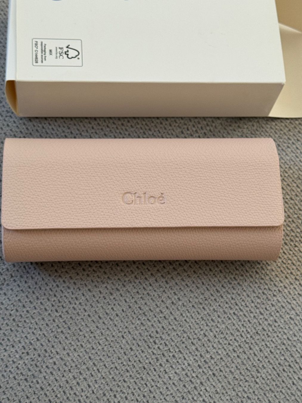 Chloé Altro in  Abbigliamento & Accessori: Chloé Brillenetui neu – Nuovo e nell'imballaggio originale da Montagnola venduto da Vol24 3
