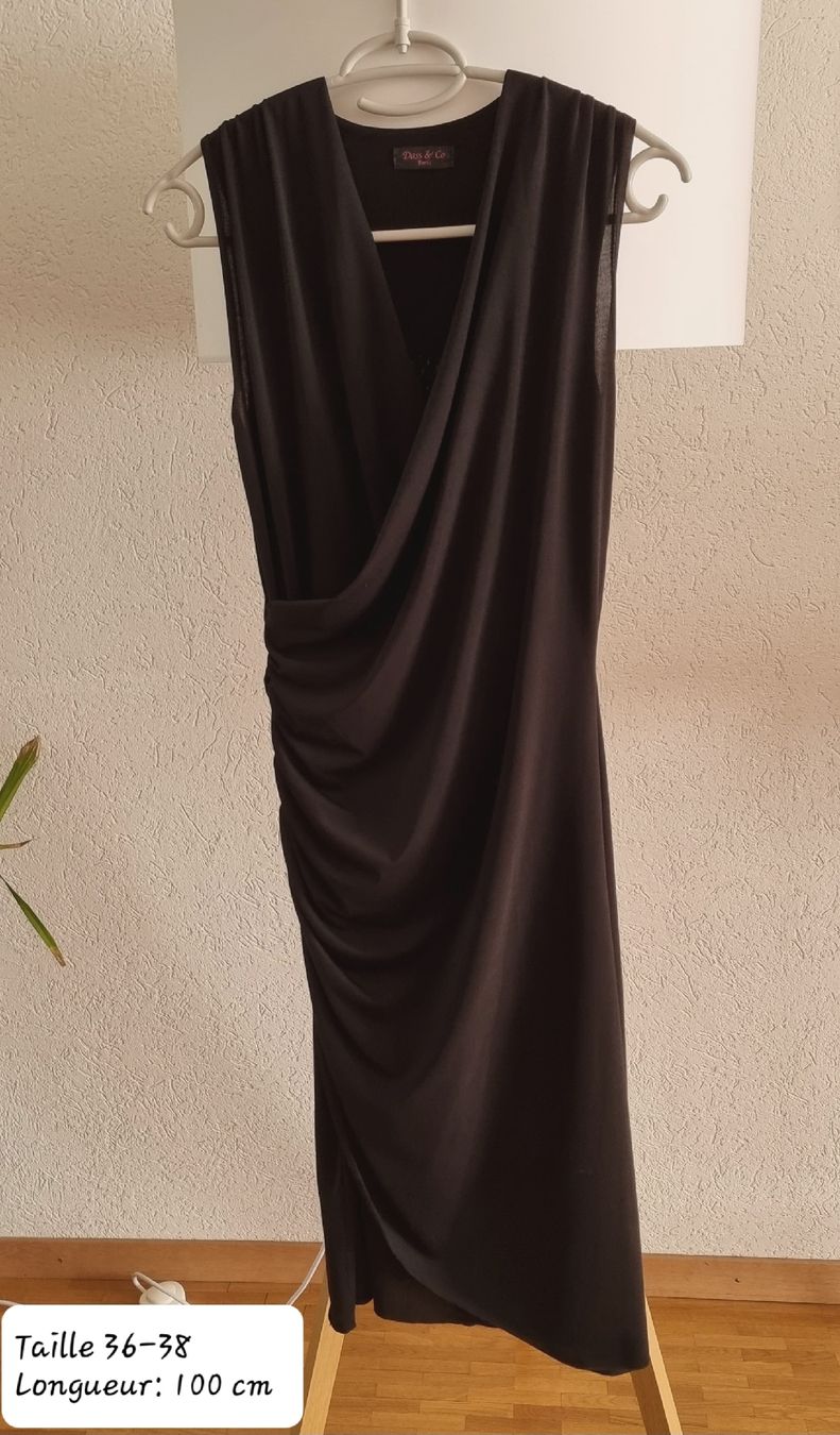 Robes: Robe drapée noire sans manche Dass & Co Paris – Neuf (Voir description) à Veyrier par Leilazizou