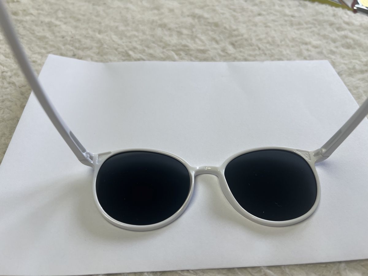 Occhiali & Lenti: Lunettes de soleil blanches! – Nuovo e nell'imballaggio originale da Chenens venduto da anasantos90 2