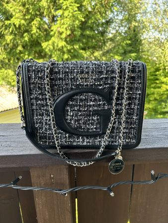 GUESS Tasche schwarz-weiss-glitzer