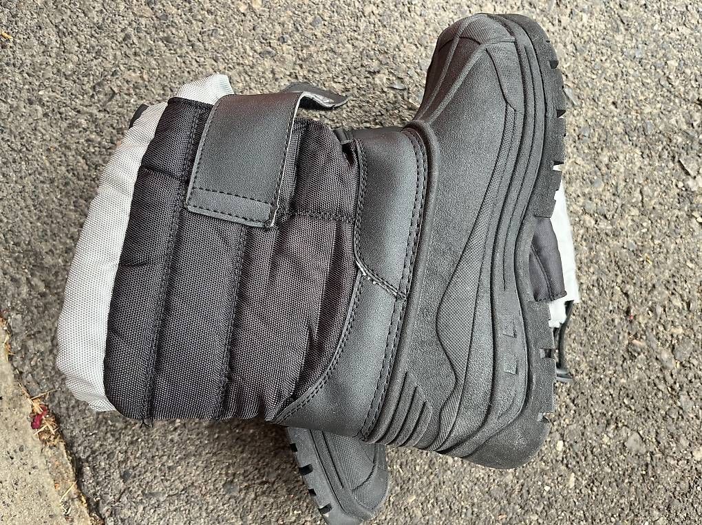 Scarpe da uomo: Botte après ski  T 35 – Usato da Pully venduto da yaa_rm7x 1
