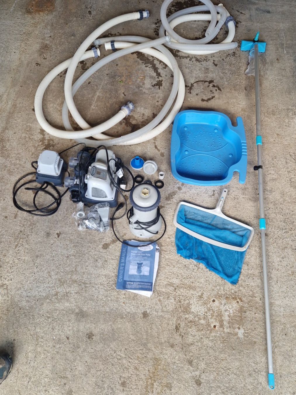 Intex Piscine: diverses Poolzubehör von Intex – Usato da Auw venduto da Holzwurm69