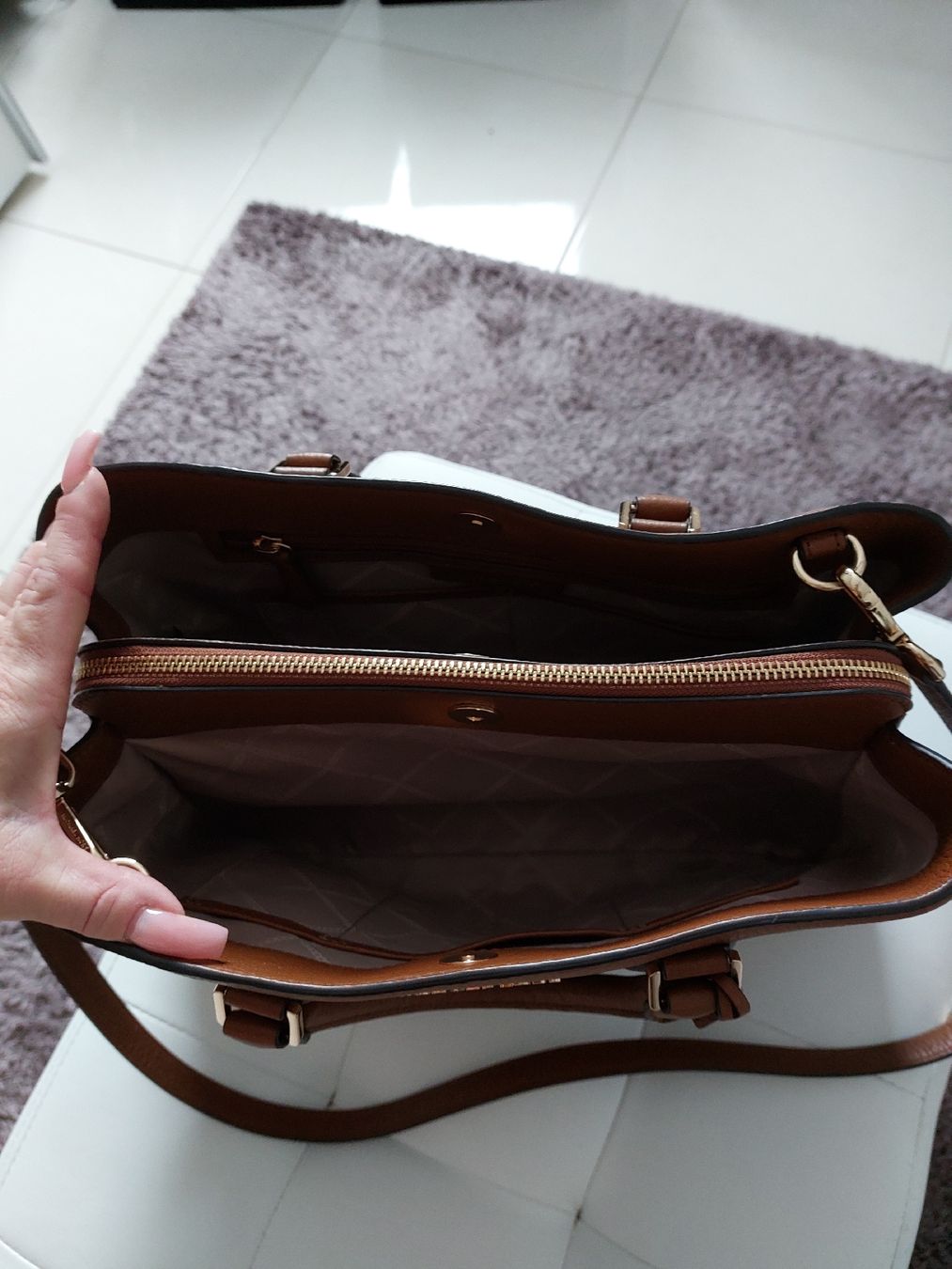 Michael Kors Taschen für Damen: Sac Michael Kors Camel, en cuir véritable, – Neu (gemäss Beschreibung) aus Formangueires von Fabienne1974 2