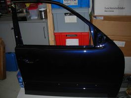 Neue Mercedes Beifahrertür