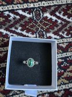 Bague en argent avec pierre verte - Taille 54 - Neuf !