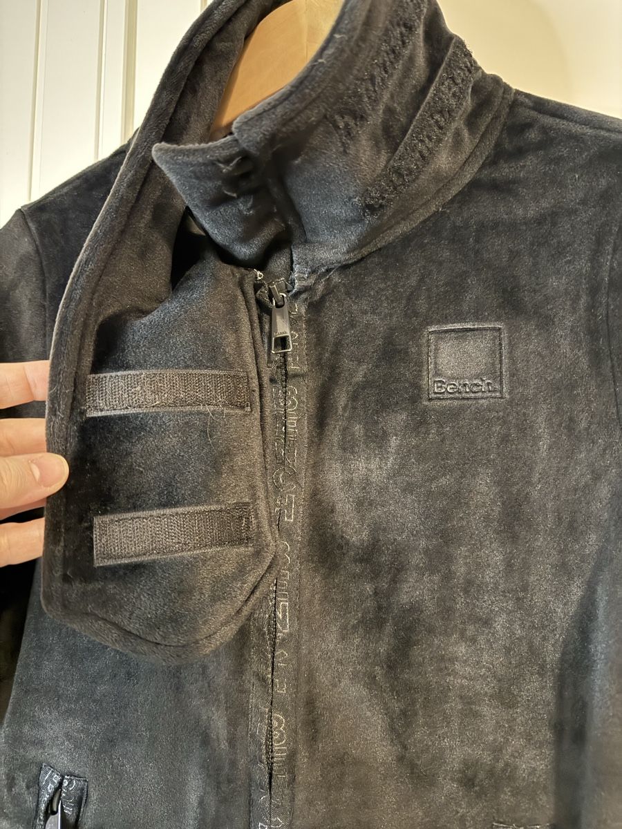 Bench Giacche: Bench fleece with a high funnel collar – Usato da Wollerau venduto da kit_fn7p 1