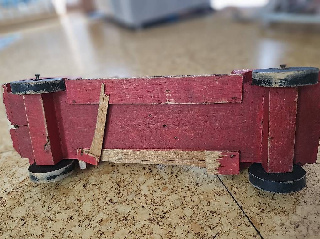 Veicoli per bambini: Vintage Holz Feuerwehrauto – Usato da Würenlingen venduto da grizzlyne1 1