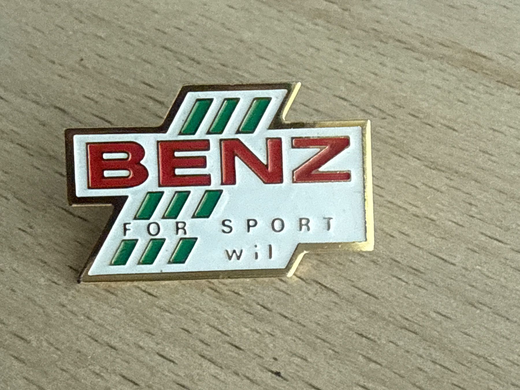 Placchette & Badge: Pin BENZ FOR SPORT – Usato da Glattbrugg venduto da Schweigmatt