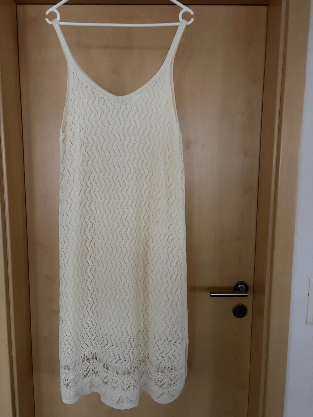 Kleider: Damen-Strickkleid weiss Gr.M – Neu (gemäss Beschreibung) aus Azmoos von Verwir64