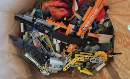 Lot d'environ 3 kilos Lego/Lego Technic