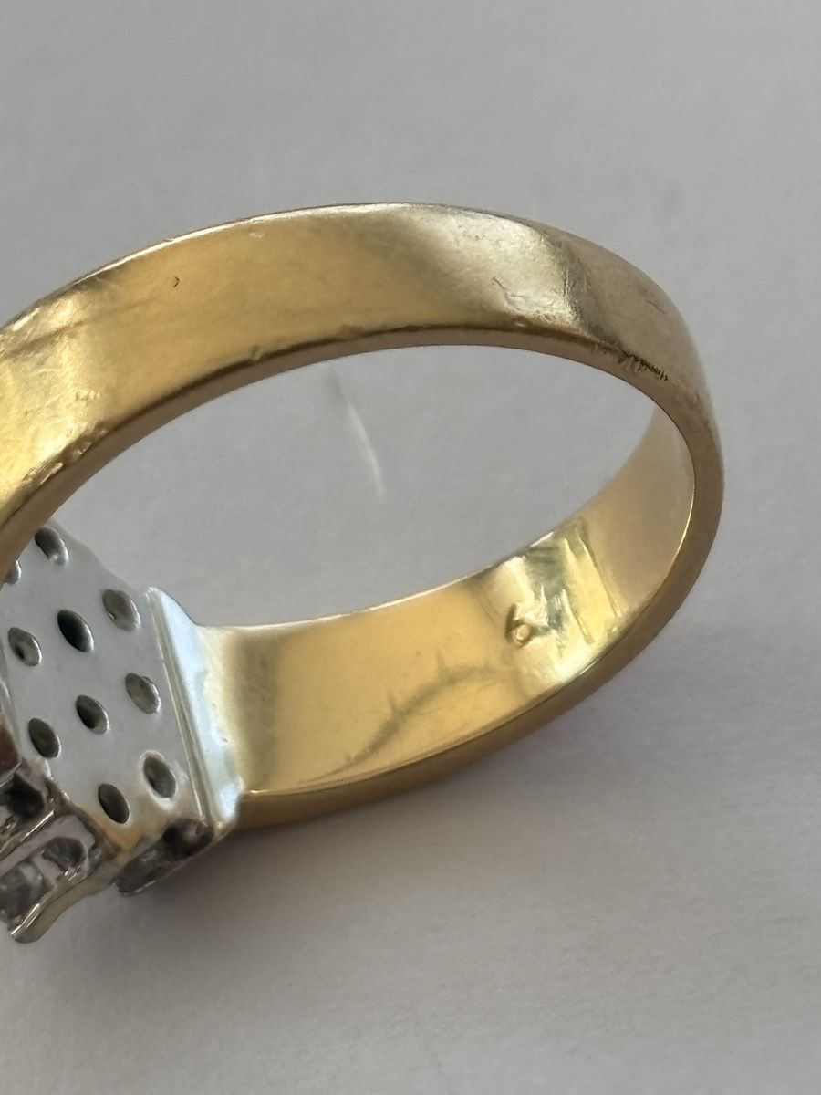 Anelli: Goldring mit Diamanten 18 Karat – Usato da Langnau am Albis venduto da flusspflege 4