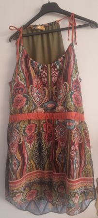Sommerliches Desigual Kleid, Grösse 44, Top Zustand!