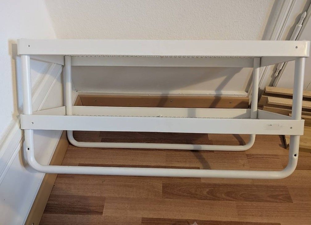 Ikea Porte manteau: Ikea MACKAPÄR Garderobe – D'occasion à Zürich par ajm88 1