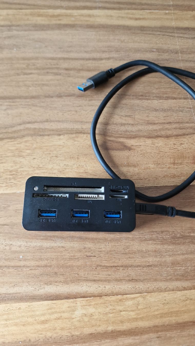 Logitech Lecteurs & Adaptateurs: Logitech Switch – D'occasion à goldach par seegoldi13