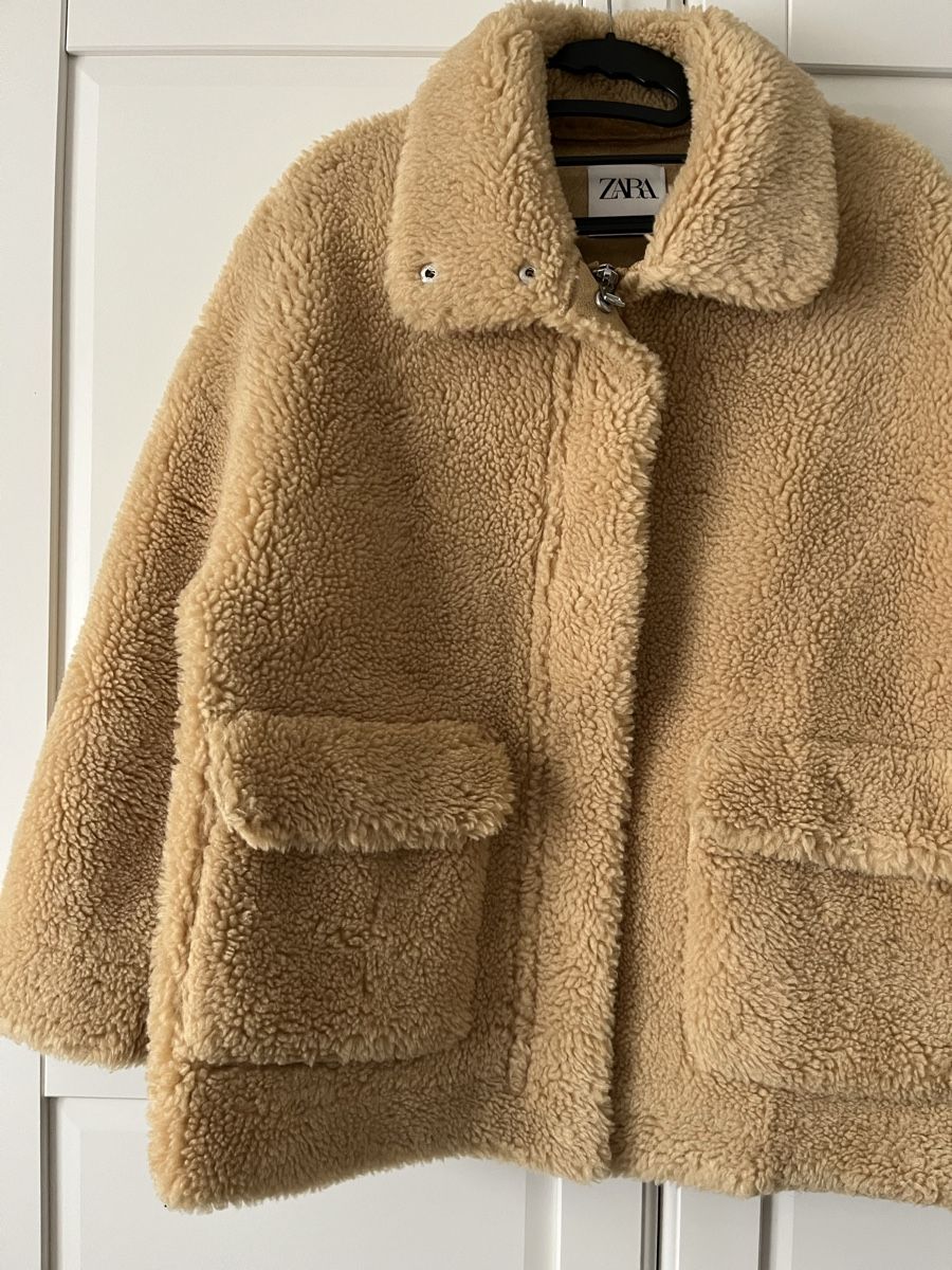 Zara Mäntel: Jacke aus Kunstfell – Neu (gemäss Beschreibung) aus Allschwil von eyl_bb8q 2