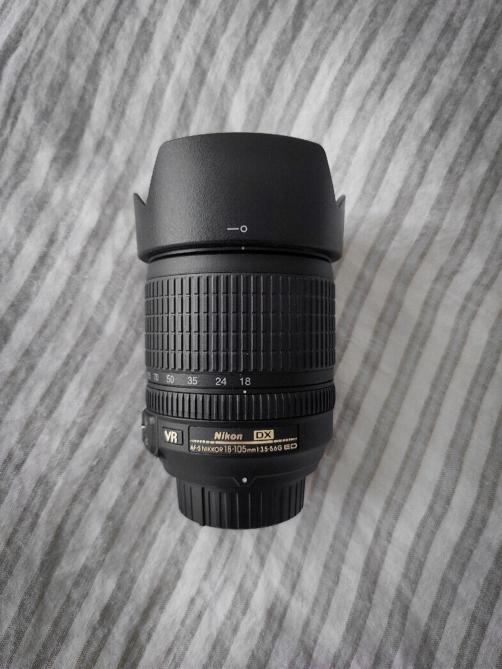 Nikon Fotocamera: Nikon D5300 mit Rode Mikrofon und Filter – Usato da Grenchen venduto da Radav 3